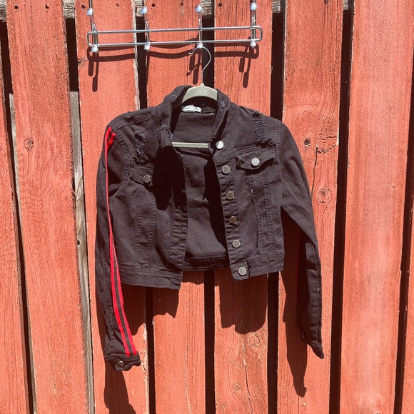 Ripped black denim jacket - Picture 1 of 13